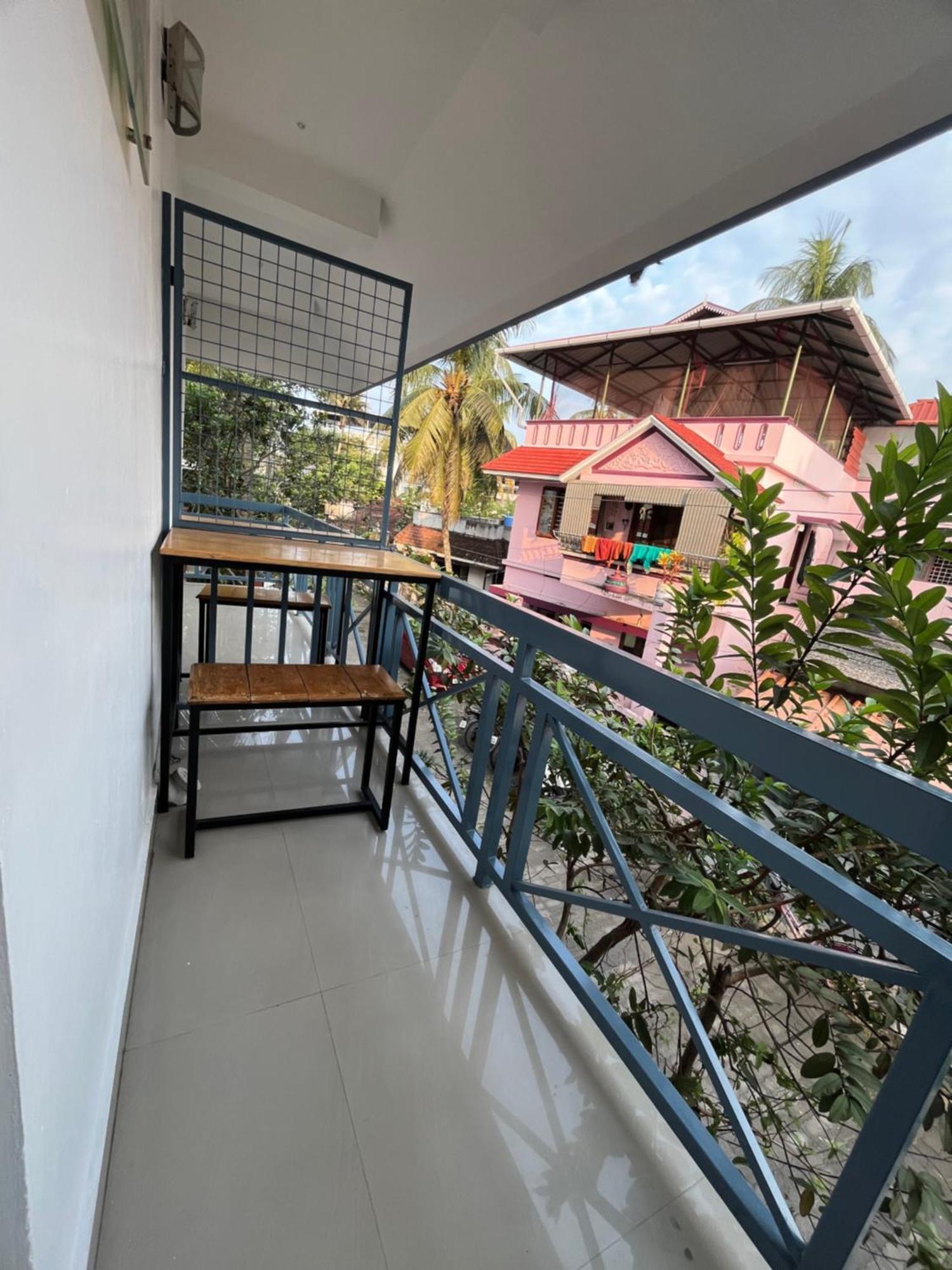 Segundo Home Kochi Buitenkant foto